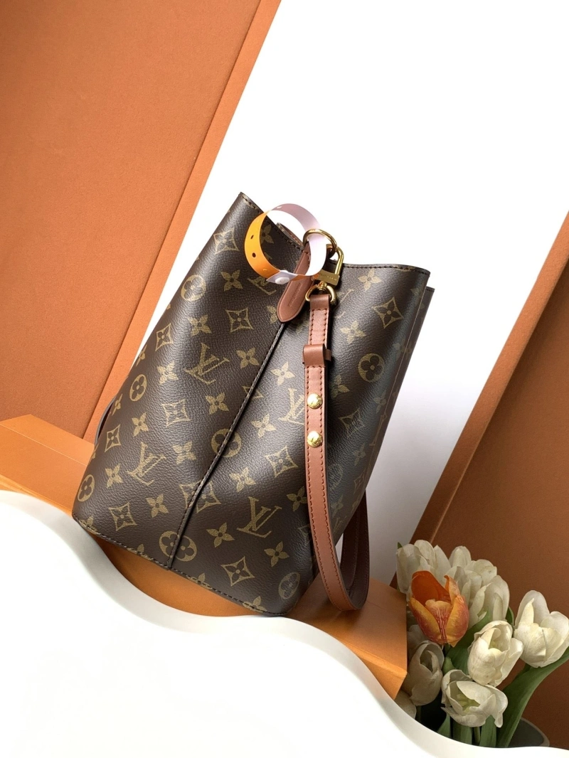 LV Bucket Bags 4194A-0783