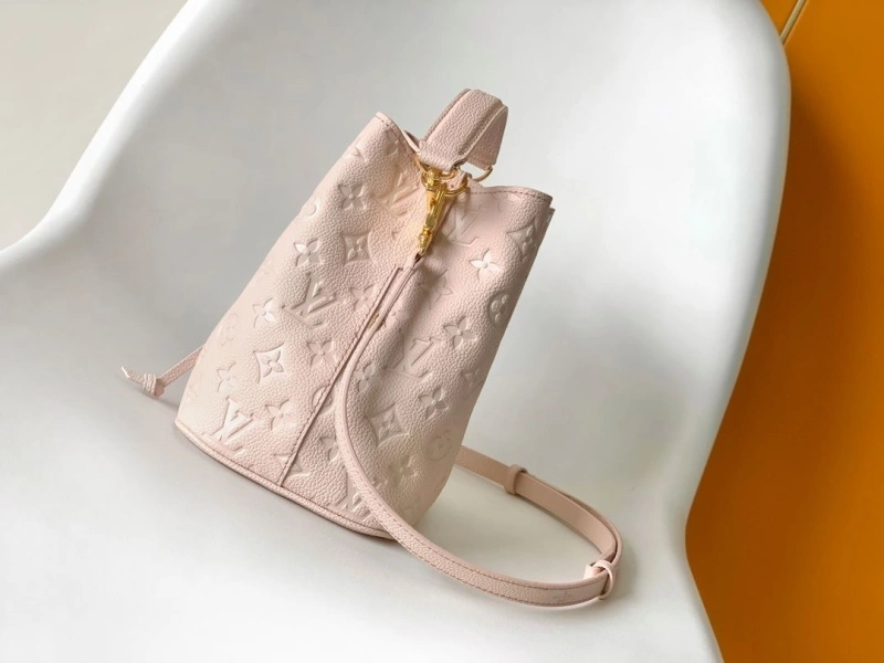 LV Bucket Bags 4194A-0805