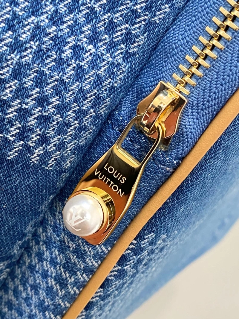LV Backpacks 4194A-0826