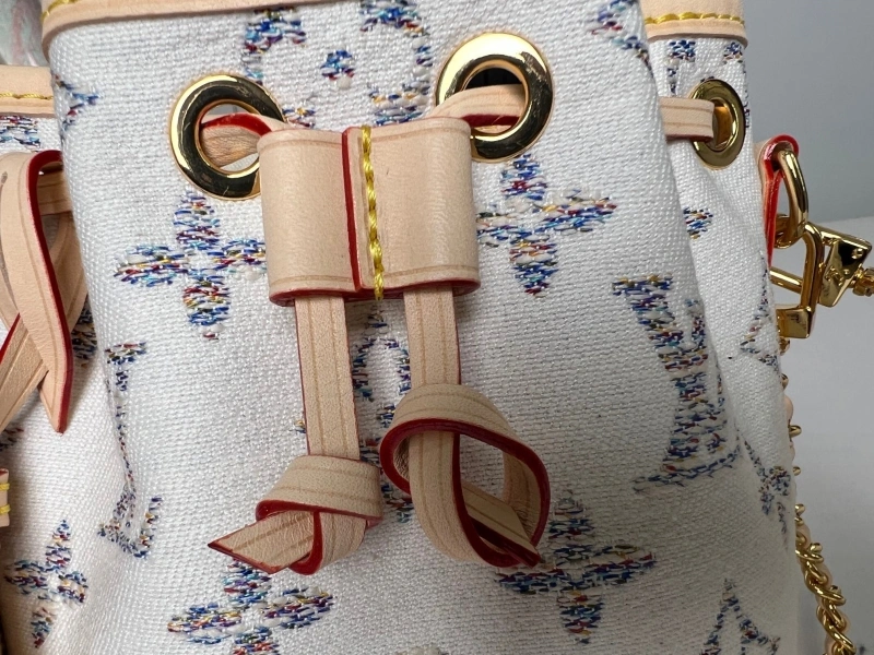 LV Bucket Bags 4194A-0847