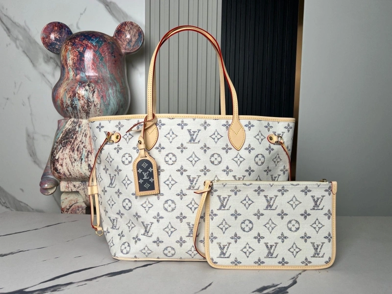 LV Shopping Bags 4194A-0851