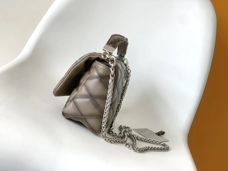lv twist De*1m bags 4194a-0855