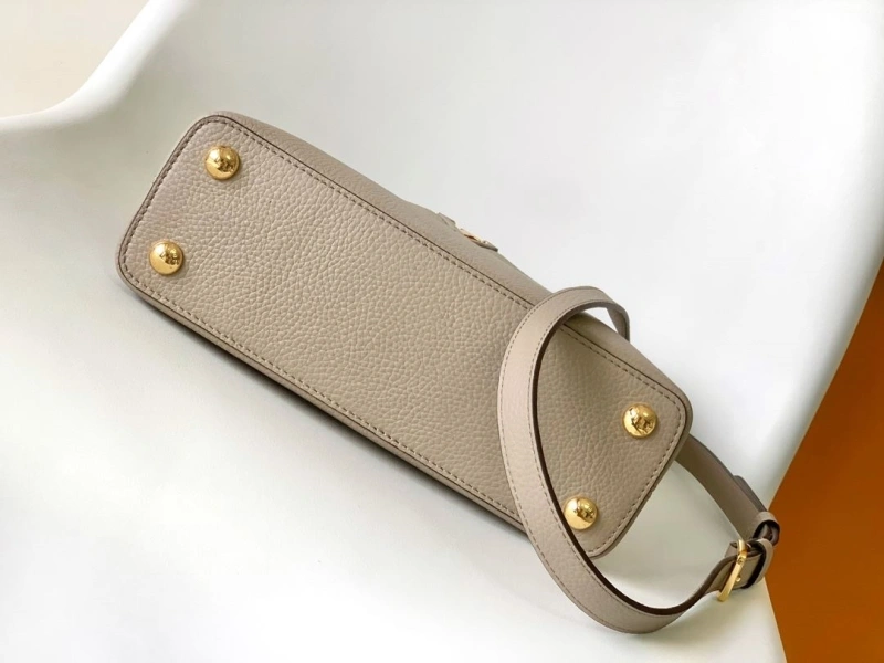 LV Capucines Bags 4194A-0857