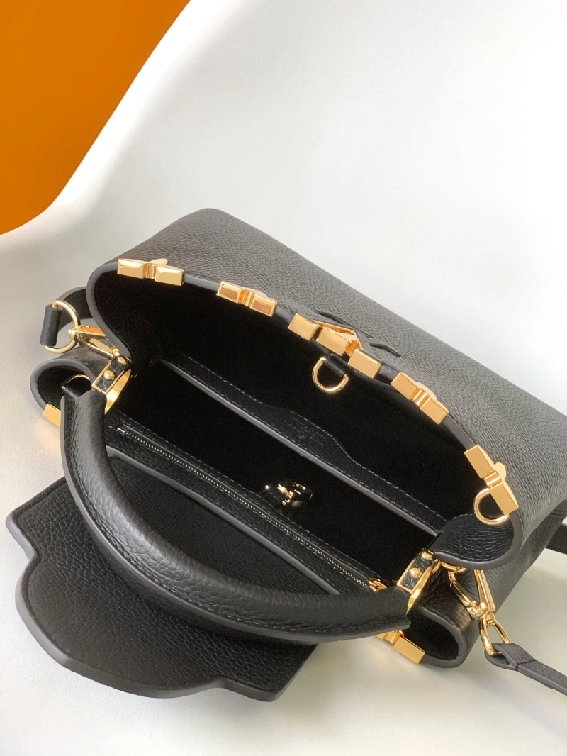 LV Capucines Bags 4194A-0868