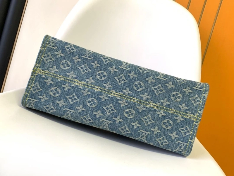 LV Capucines Bags 4194A-0869