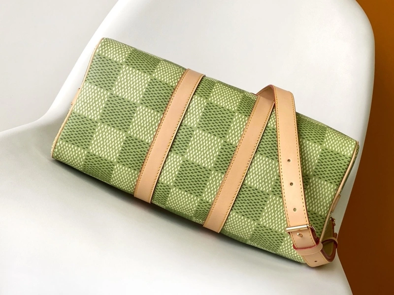 LV Travel Bags 4194A-0927