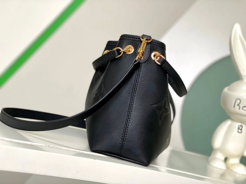 LV Bucket Bags 4194A-0936