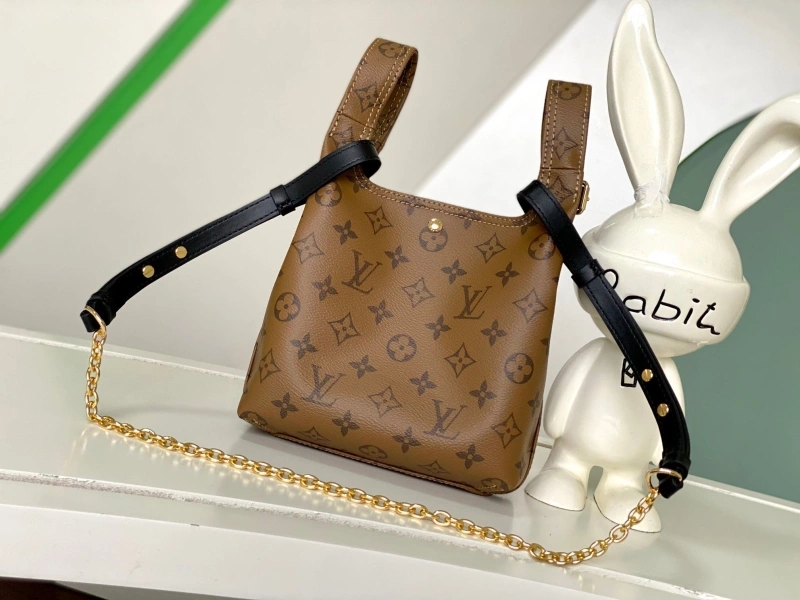 LV Shopping Bags 4194A-0938