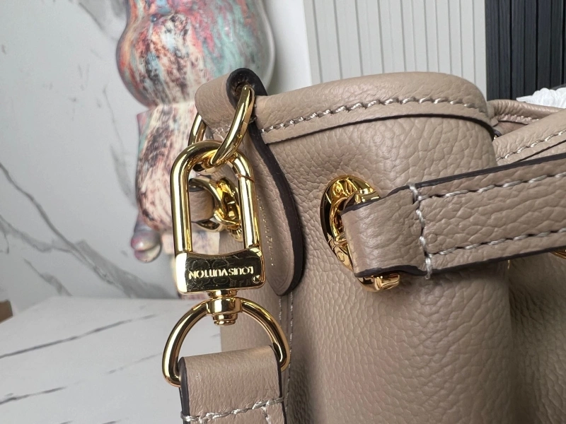 LV Shopping Bags 4194A-0944