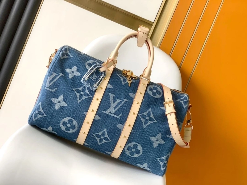 LV Travel Bags 4194A-1023