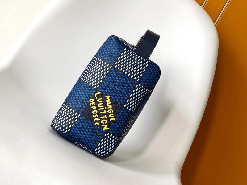 LV Cosmetic Bags 4194A-1045