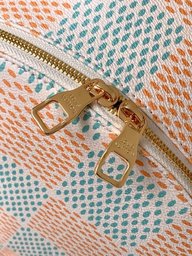 LV Backpacks 4194A-1048