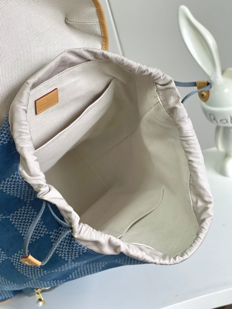 LV Backpacks 4194A-1050