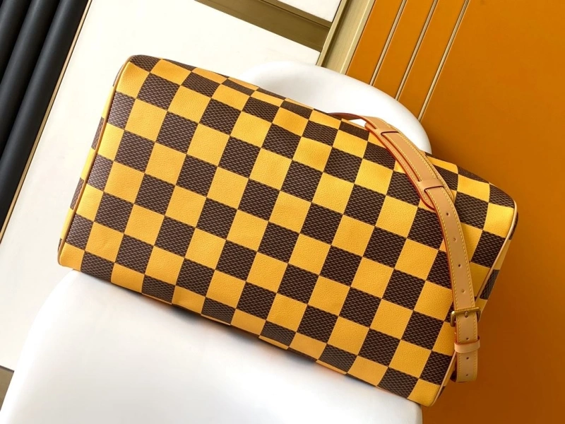 LV Travel Bags 4194A-1076