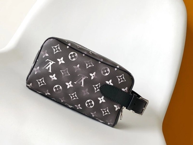 LV Cosmetic Bags 4194A-1112
