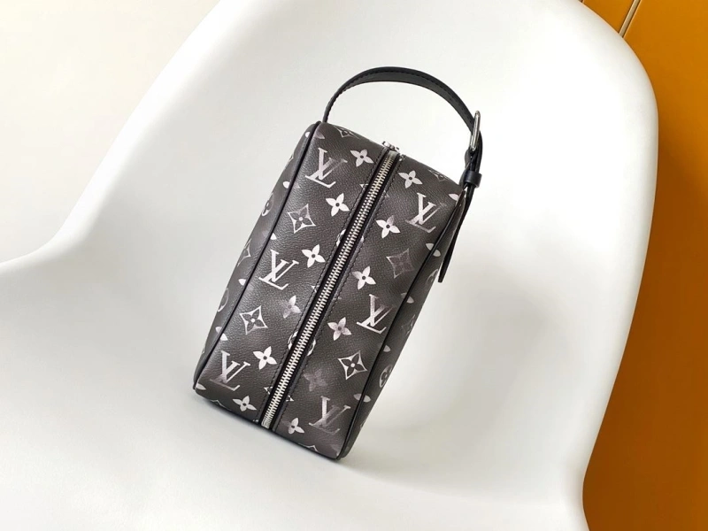 LV Cosmetic Bags 4194A-1112
