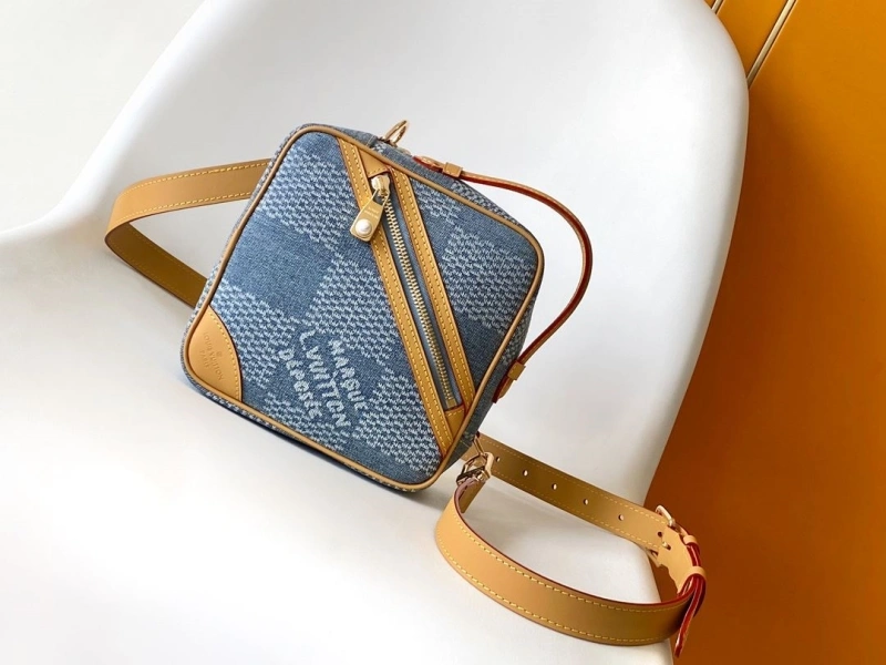 LV Box Bags 4194A-1135