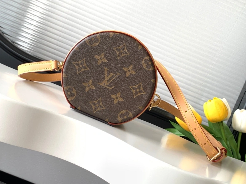 LV Cosmetic Bags 4194A-1256