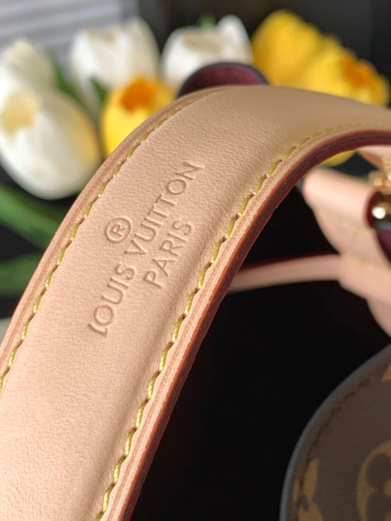 LV Bucket Bags 4194A-1262