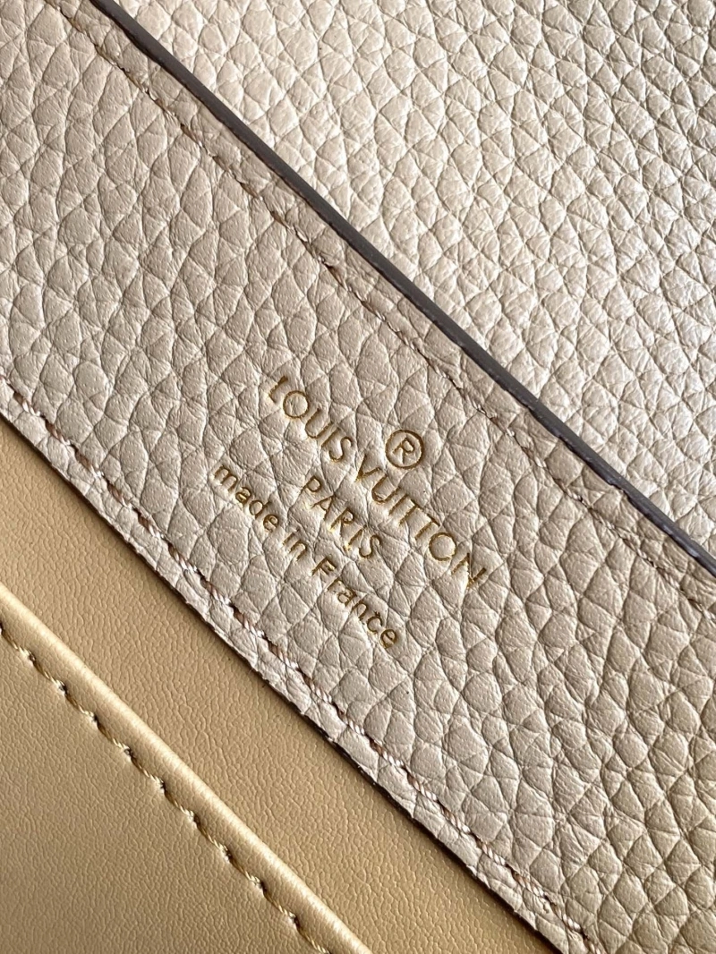 LV Capucines Bags 4194A-1295
