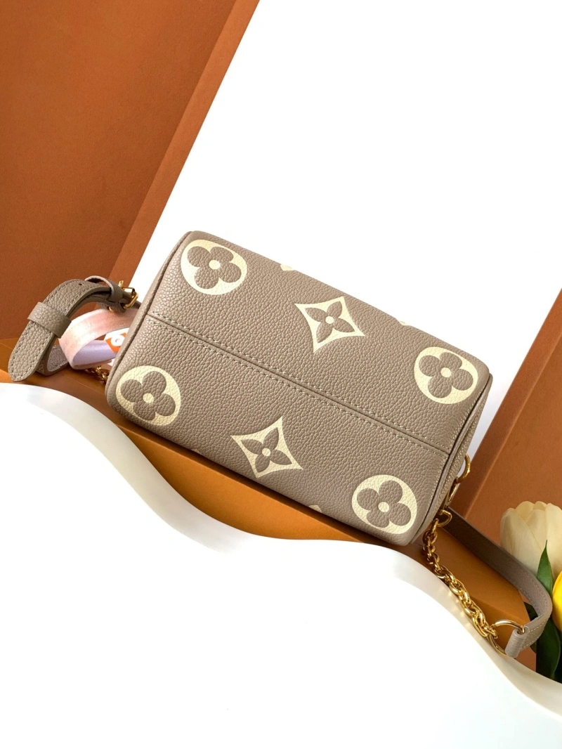 LV Speedy Bags 4194A-1395