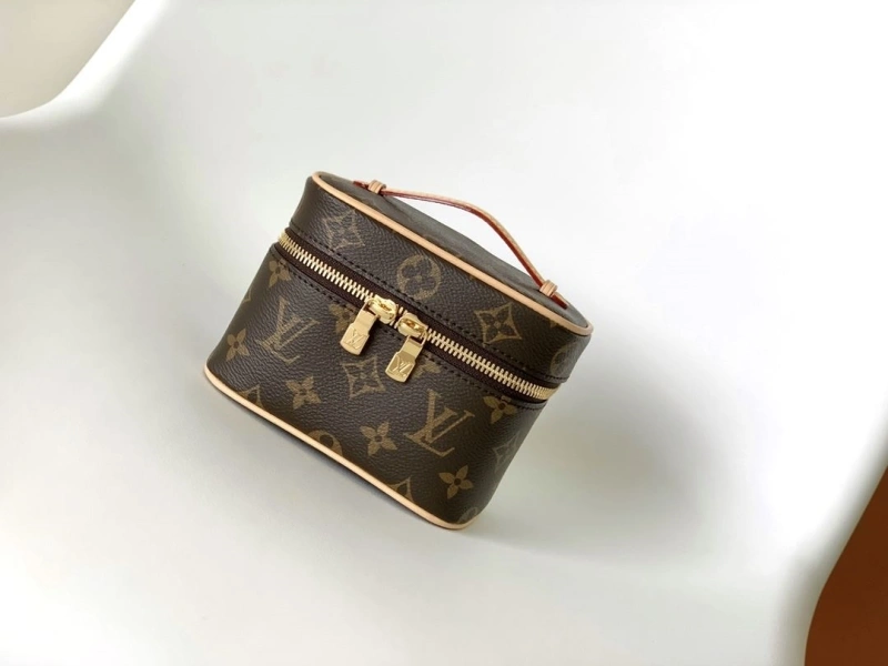 LV Cosmetic Bags 4194A-1421