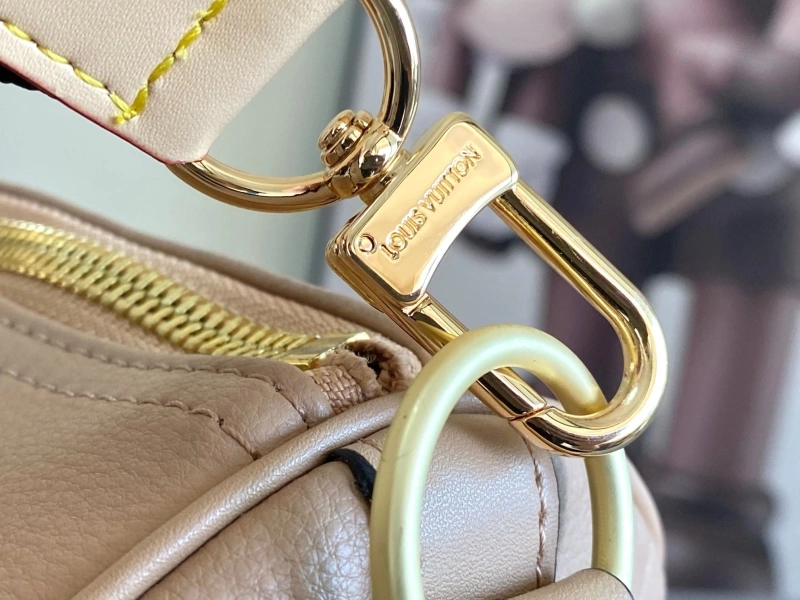 LV Travel Bags 4194B-0038