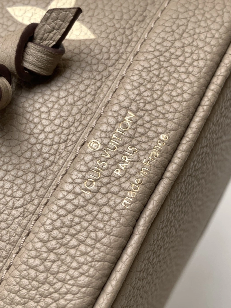 LV Bucket Bags 4194B-0212