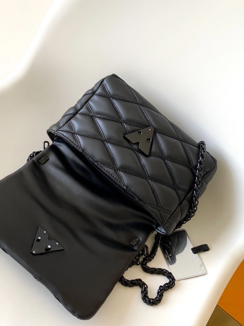 lv twist De*1m bags 4194b-0324