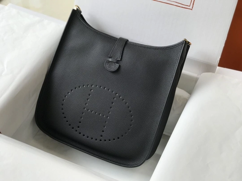 H**me5 satchel bags 4197-0560