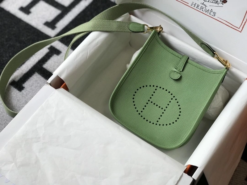 H**me5 satchel bags 4197-0658