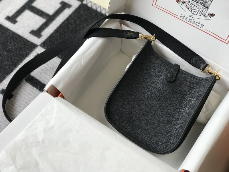 H**me5 satchel bags 4197-0663