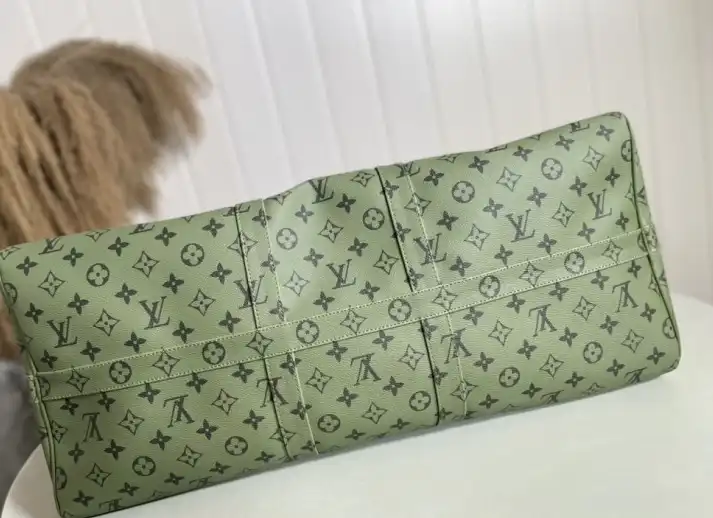 LV Travel Bags 4206A-0358