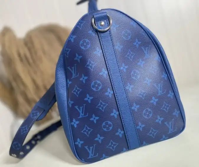 LV Travel Bags 4206A-0359