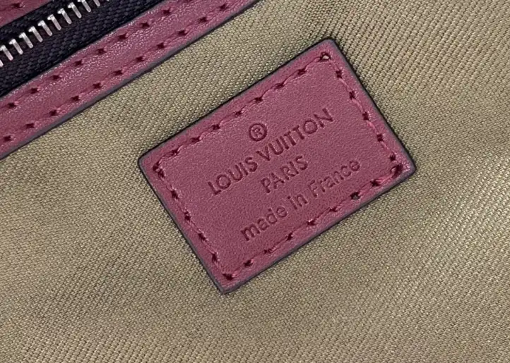 LV Travel Bags 4206A-0361