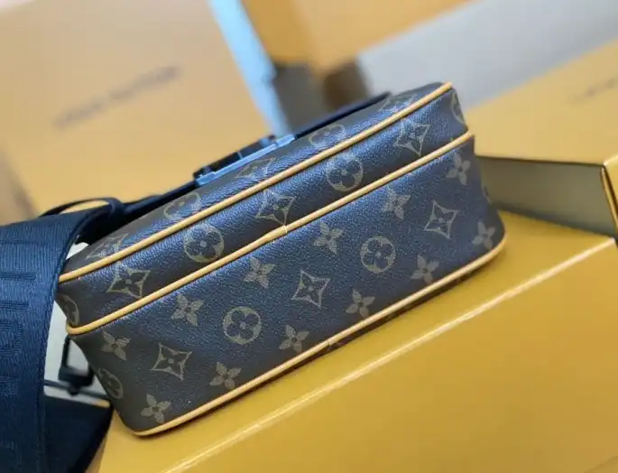 LV Satchel bags 4206A-0365