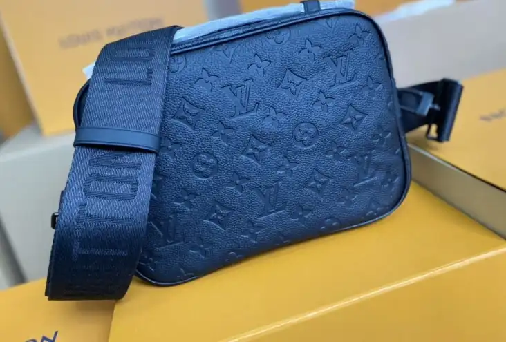 LV Satchel bags 4206A-0366