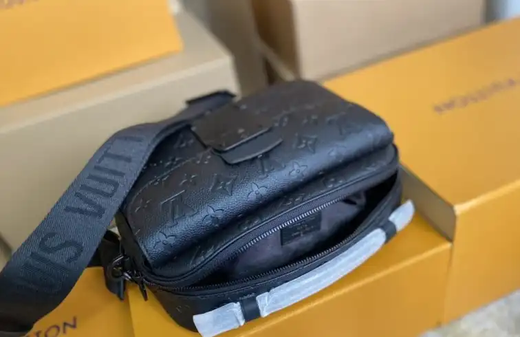 LV Satchel bags 4206A-0366