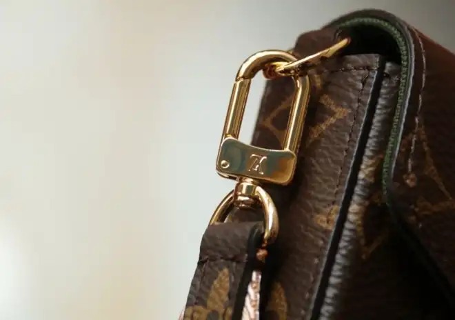 LV Satchel bags 4206A-0799
