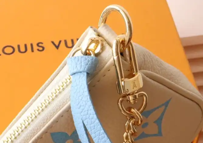 LV Clutch Bags 4206A-0805