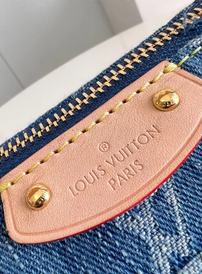 LV Top Handle Bags 4206A-1261