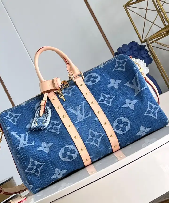 LV Travel Bags 4206A-1270