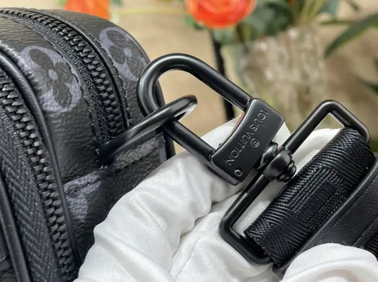 LV Satchel bags 4206A-2662