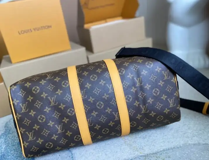 LV Travel Bags 4206A-3337
