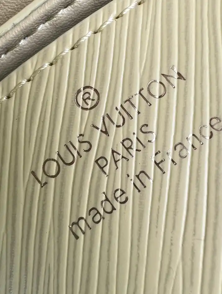 lv twist De*1m bags 4206a-3497