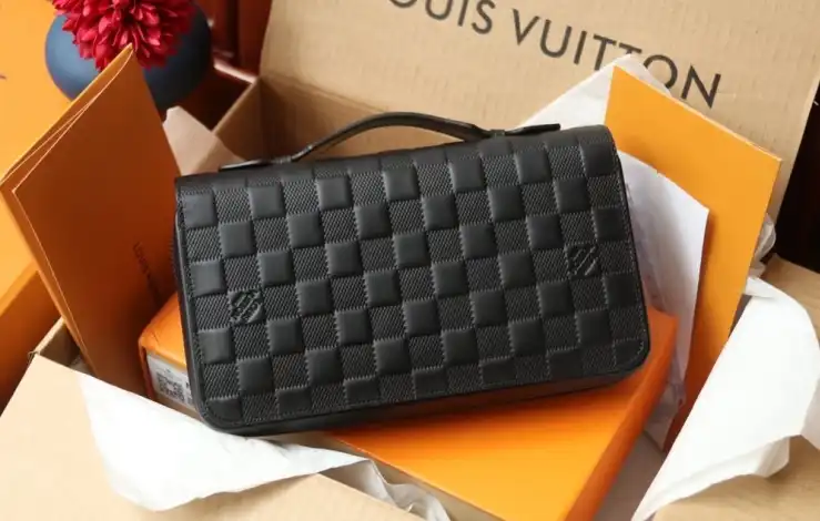 LV Clutch Bags 4206A-3681