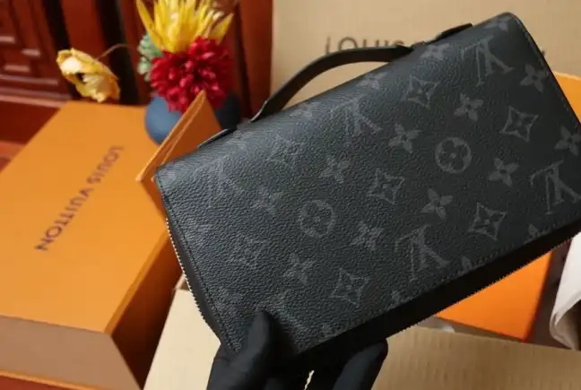 LV Clutch Bags 4206A-3683