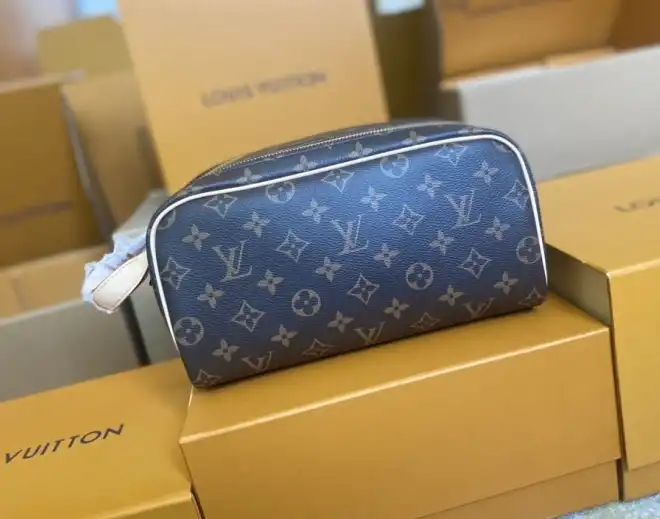 LV Clutch Bags 4206A-4109