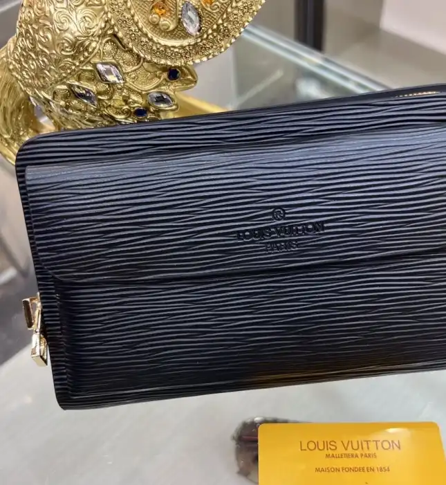 LV Clutch Bags 4206A-4686