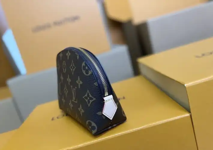 LV Clutch Bags 4206A-5165